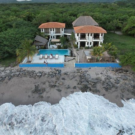 Costa Oeste Tola Exterior photo